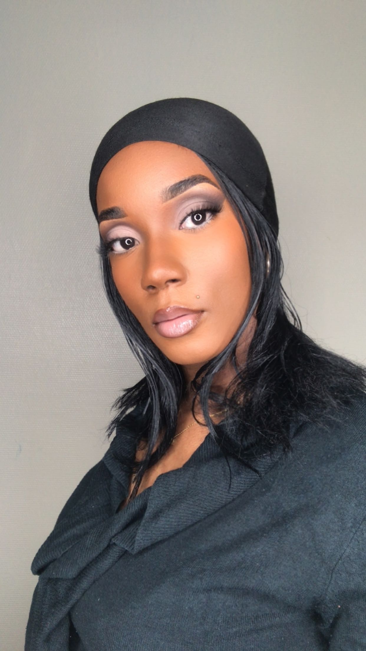 Bonjour, je suis Laurence maquilleuse professionnelle depuis 5 ans.
Je vous propose mes services en tant que maquilleuse afin de vous sublimer pour toutes vos occasions ( mariage, séminaire, baptême, anniversaire etc...).
Pour toutes demandes de renseignements n'hésitez pas à me contacter.
Cordialement
Laurence Y
