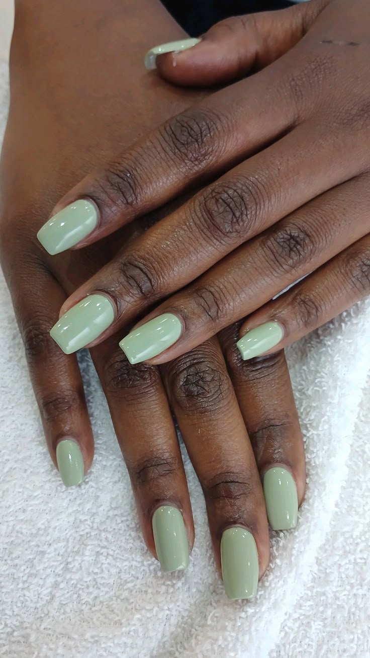 pose classique vernis vert kaki/gel/top/base/primer