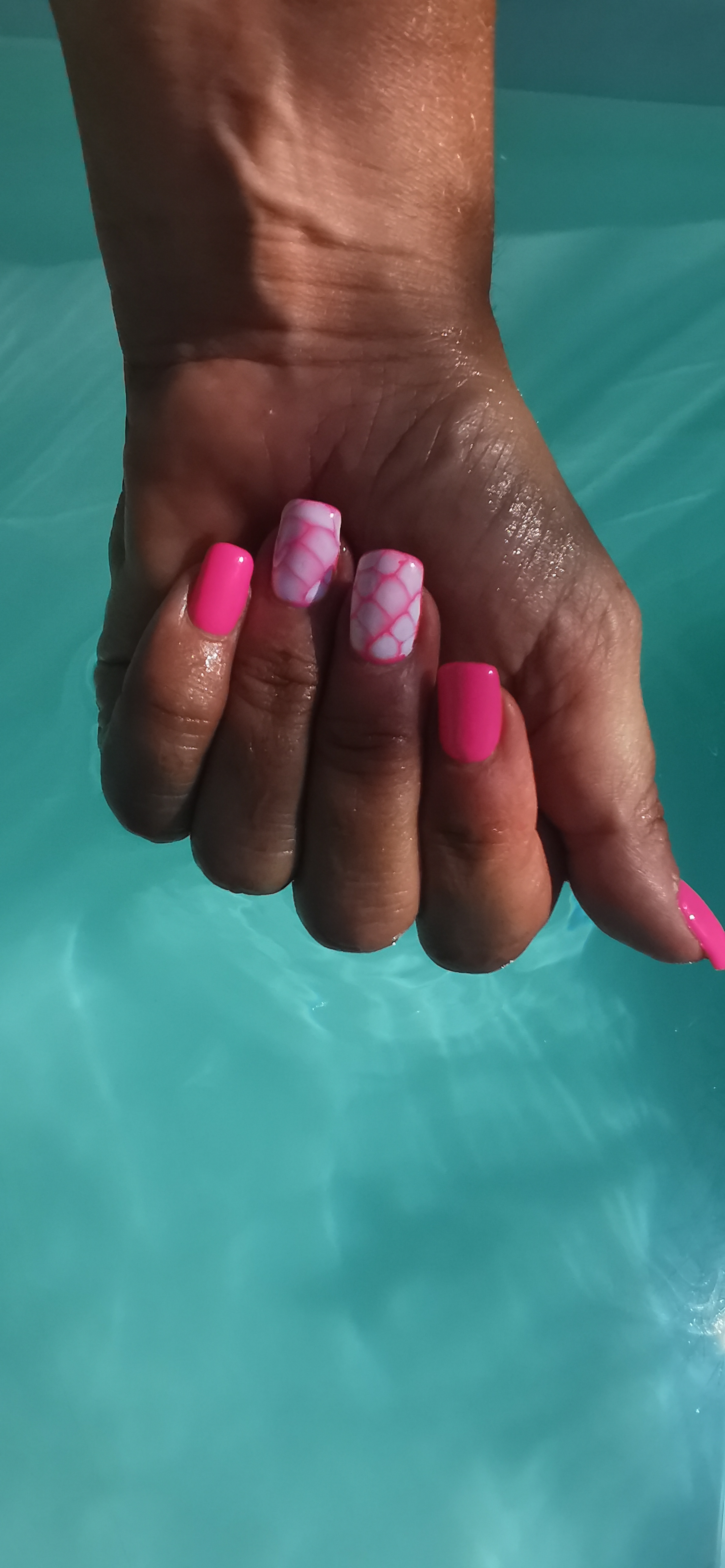 Gainage sur ongle naturel
Nail art blooming🩷