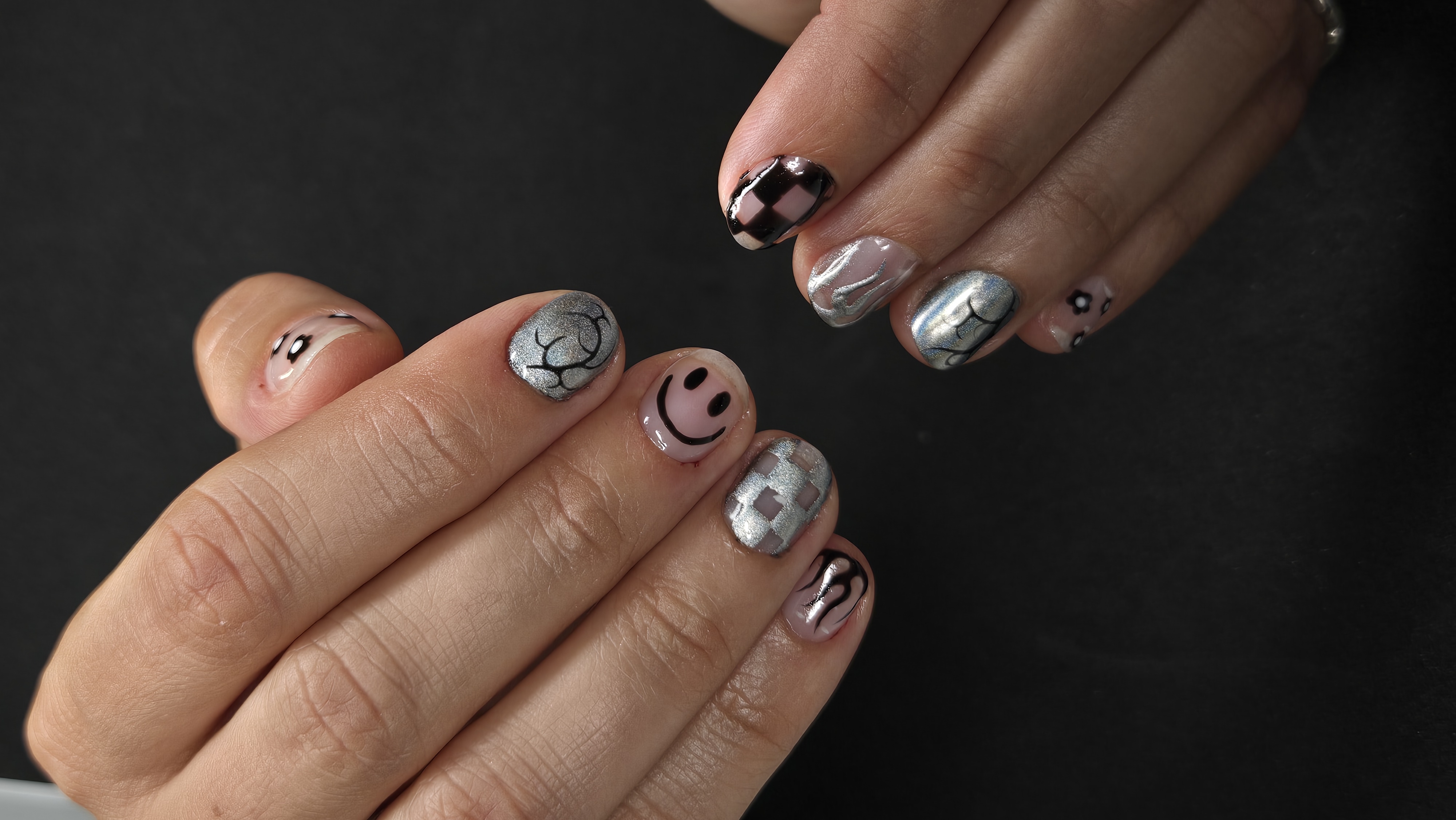gomichinails