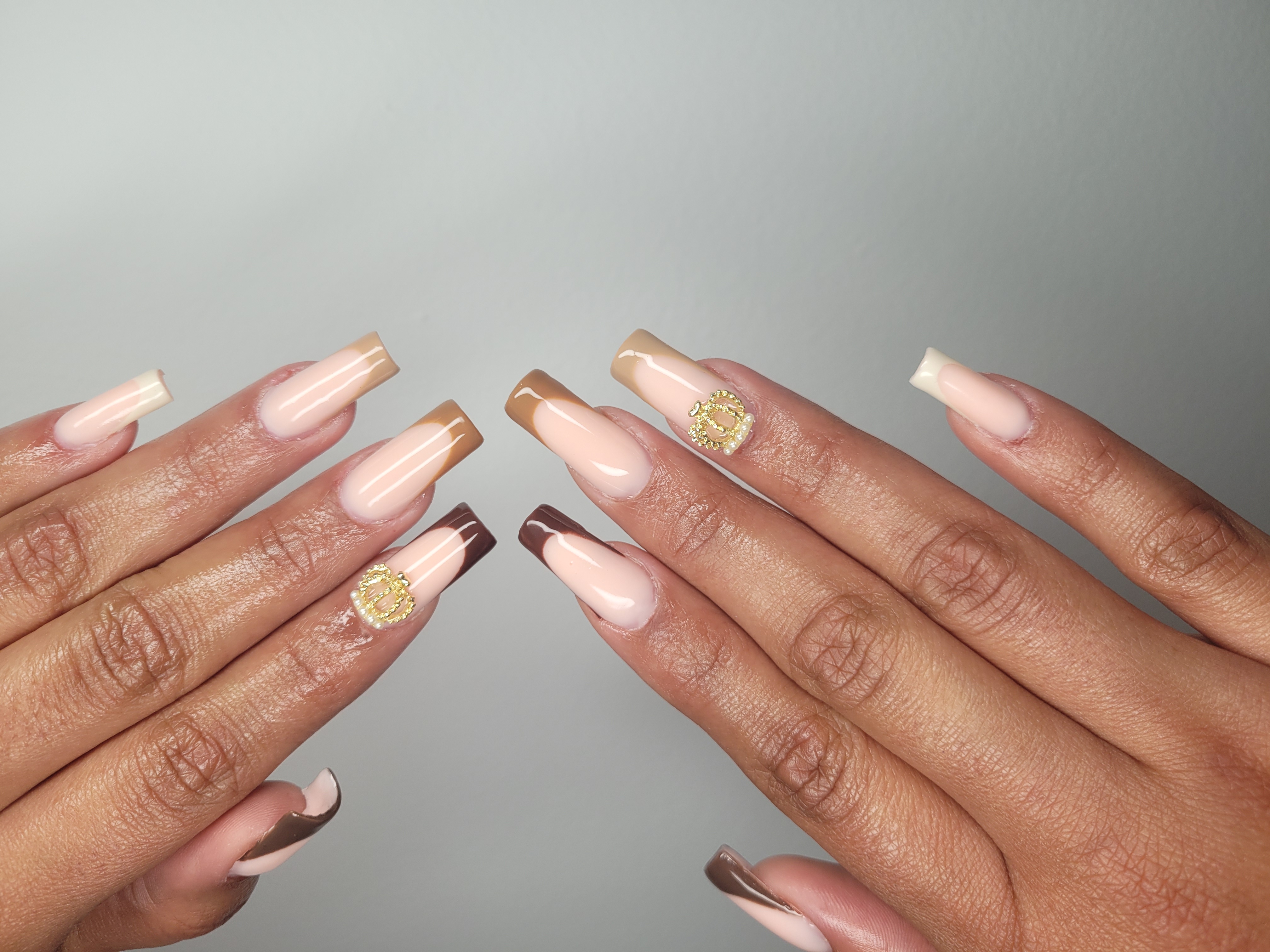 Nouvelle sur l'application je vous propose des prestation en onglerie dans le sud de la France.
Ongle 💅 #Manucure #Beauté #Ongles