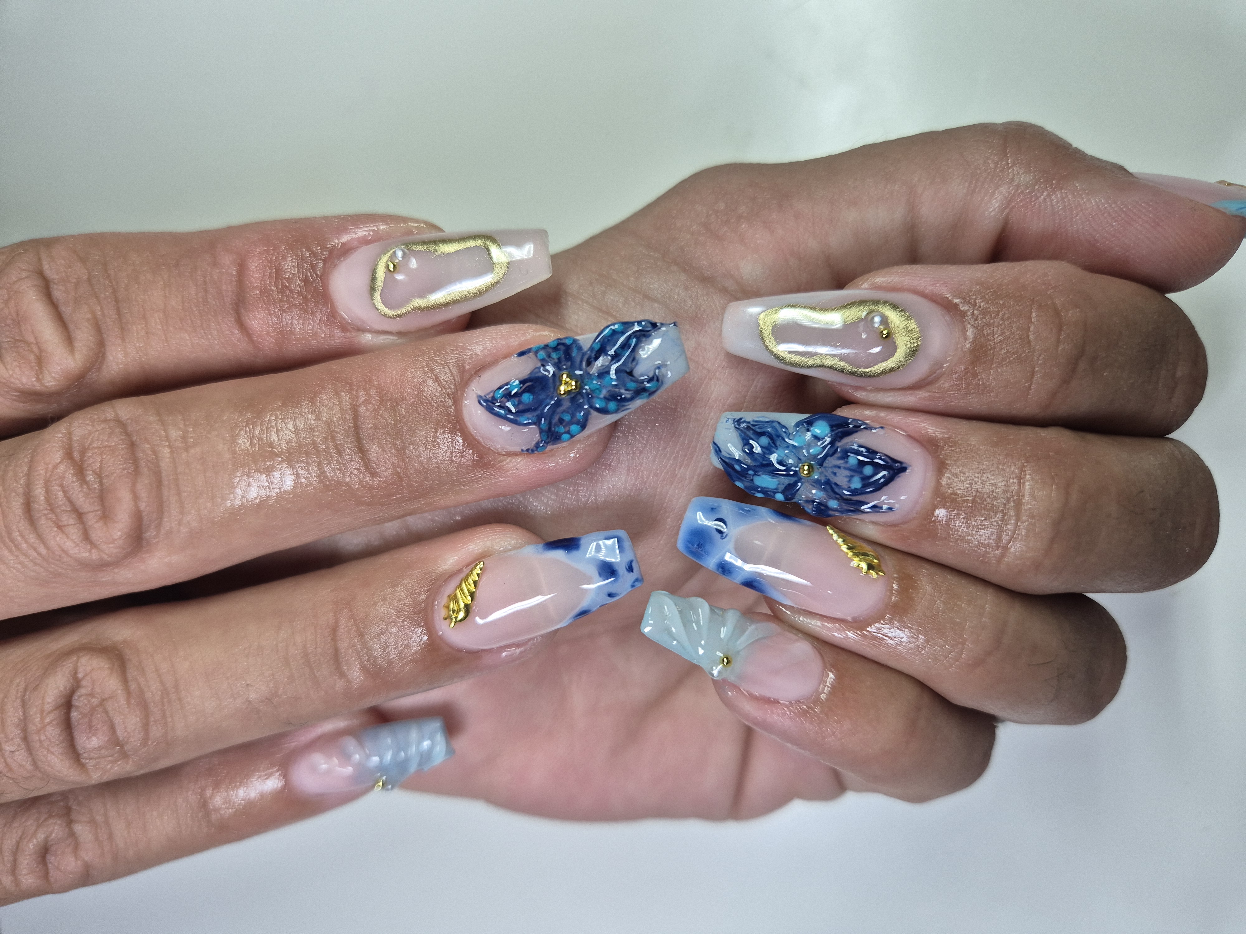 Profitez d'une pose Nail art Chargé pour 25€ tous le mois d'août